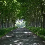 Le Logis D'equilly Frühstückspension Équilly