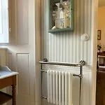 Le Logis D'equilly Bed & Breakfast 3*