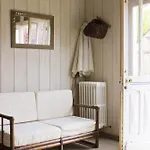 Le Logis D'equilly 3*