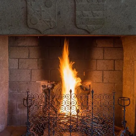 Le Logis D'equilly 3*