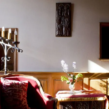 Le Logis D'equilly 3*