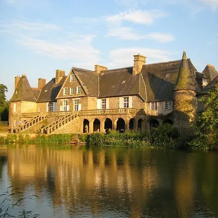 Le Logis D'equilly Bed & Breakfast