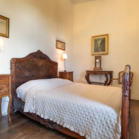 Le Logis D'equilly 3*