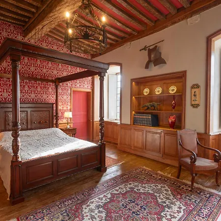 Le Logis D'equilly Bed & Breakfast