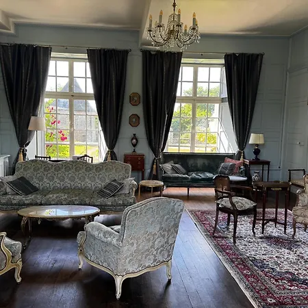 Le Logis D'equilly 3*