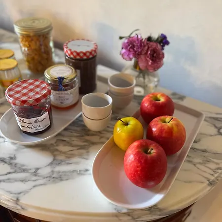 Le Logis D'equilly Bed & Breakfast