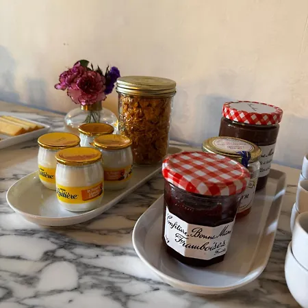 Bed & Breakfast Le Logis D'equilly 3*