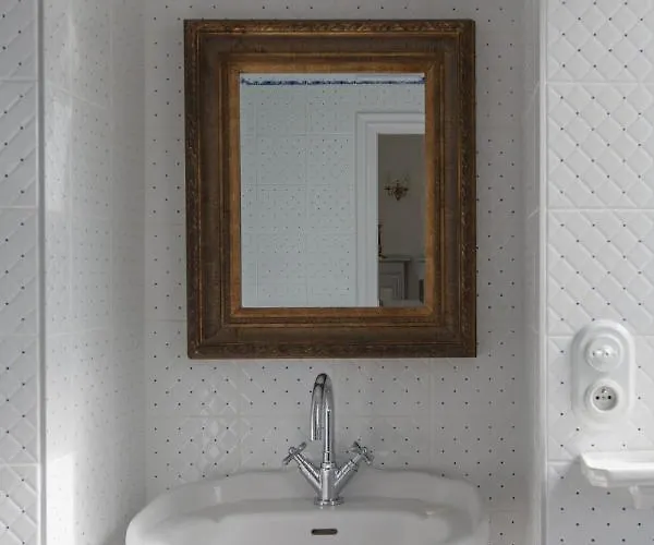 Le Logis D'equilly Bed & Breakfast Equilly