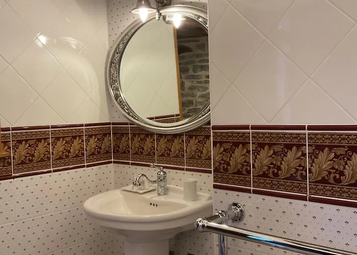 Le Logis D'equilly Bed & Breakfast