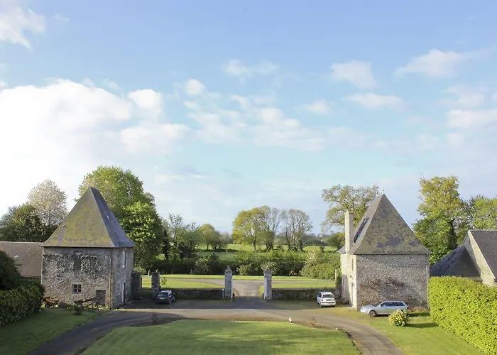 Le Logis D'equilly 3*