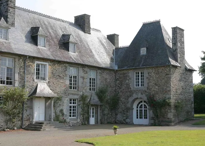 Le Logis D'equilly Bed & Breakfast 3*